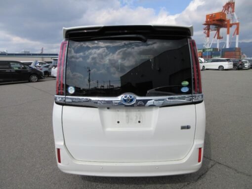 Toyota Noah G Package Hybrid 2020 - Image 6