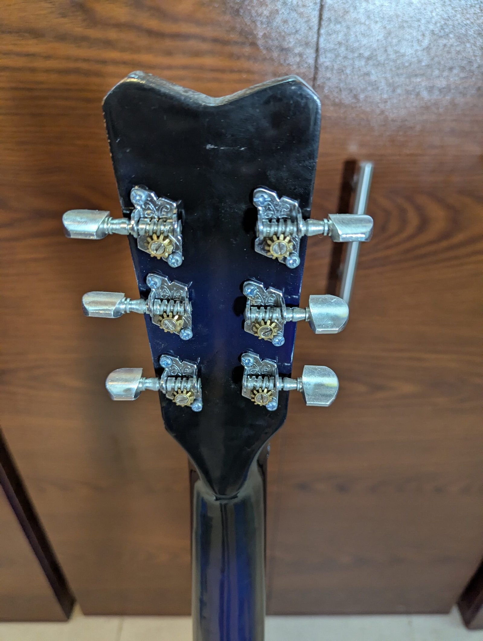 Givson – 40 Inch Acoustic Guitar (Navy Blue Color) - Image 7