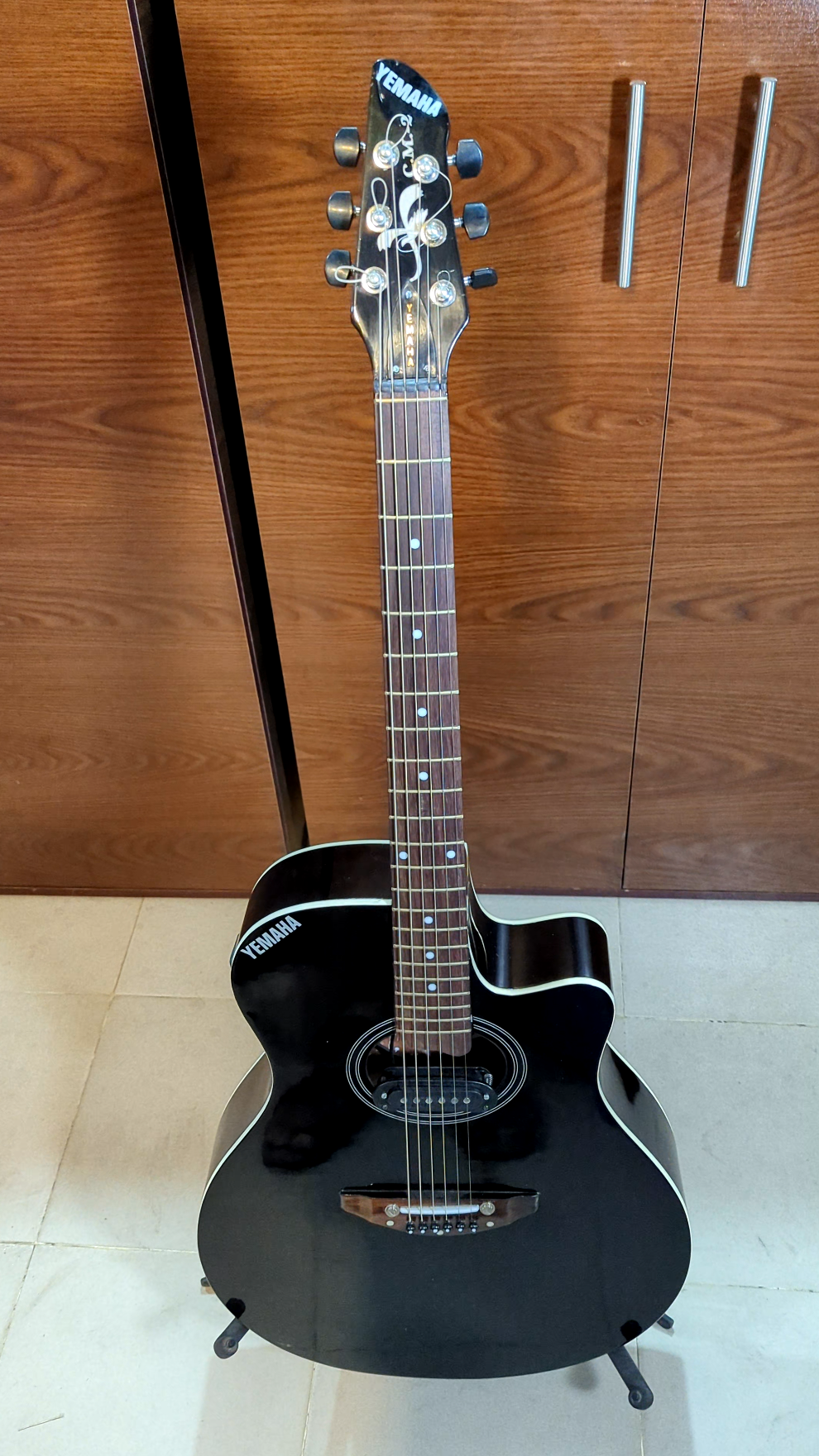 Yemaha C.M-2 Acoustic Guitar - Image 7